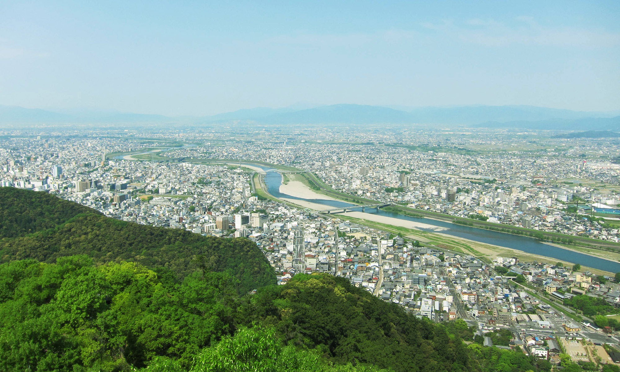金華山を登る道 ランナーズインフォメーション研究所